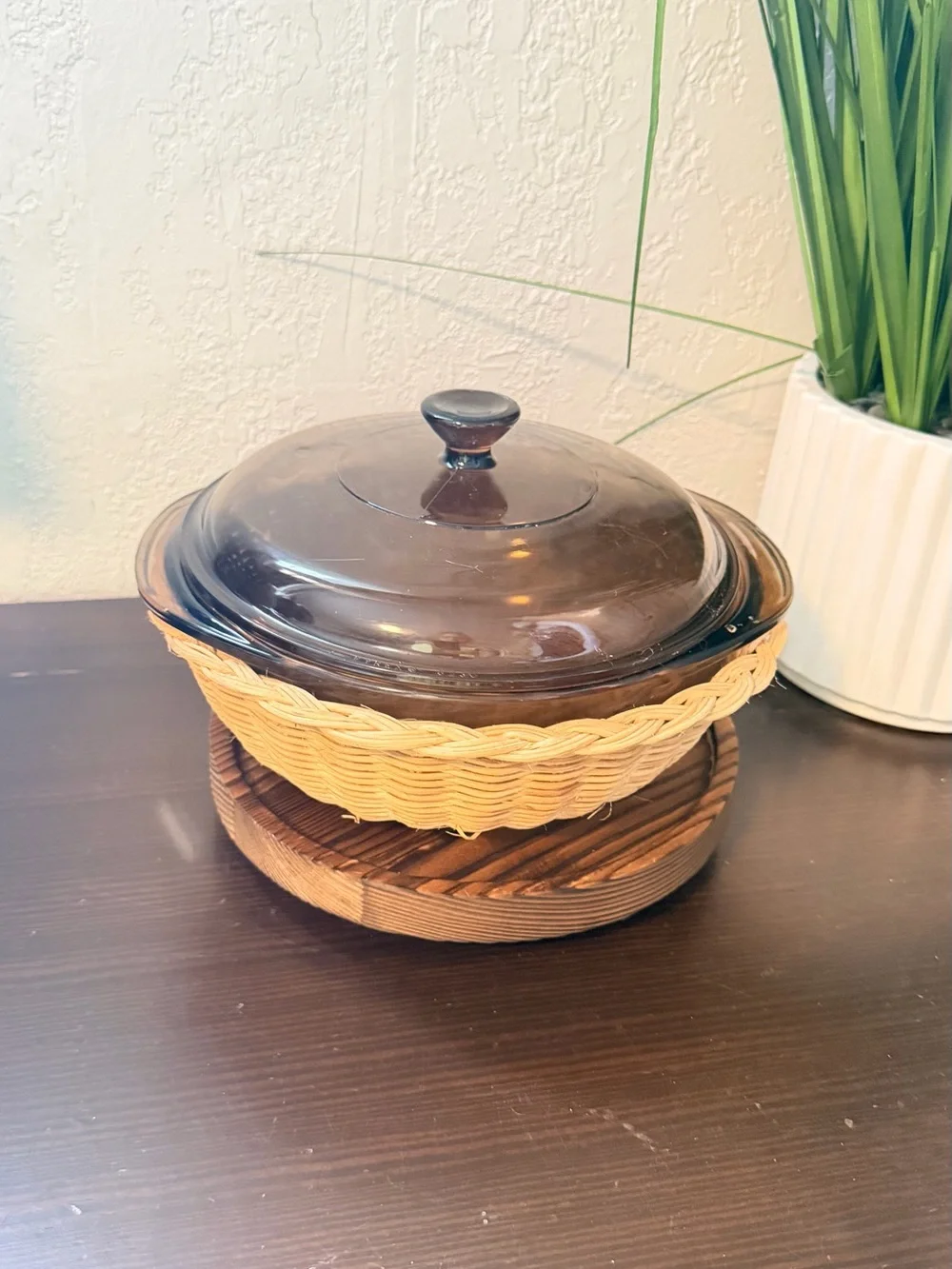 Vintage Pyrex Fireside Naturals Amber 1.5 Qt Casserole Dish with Basket